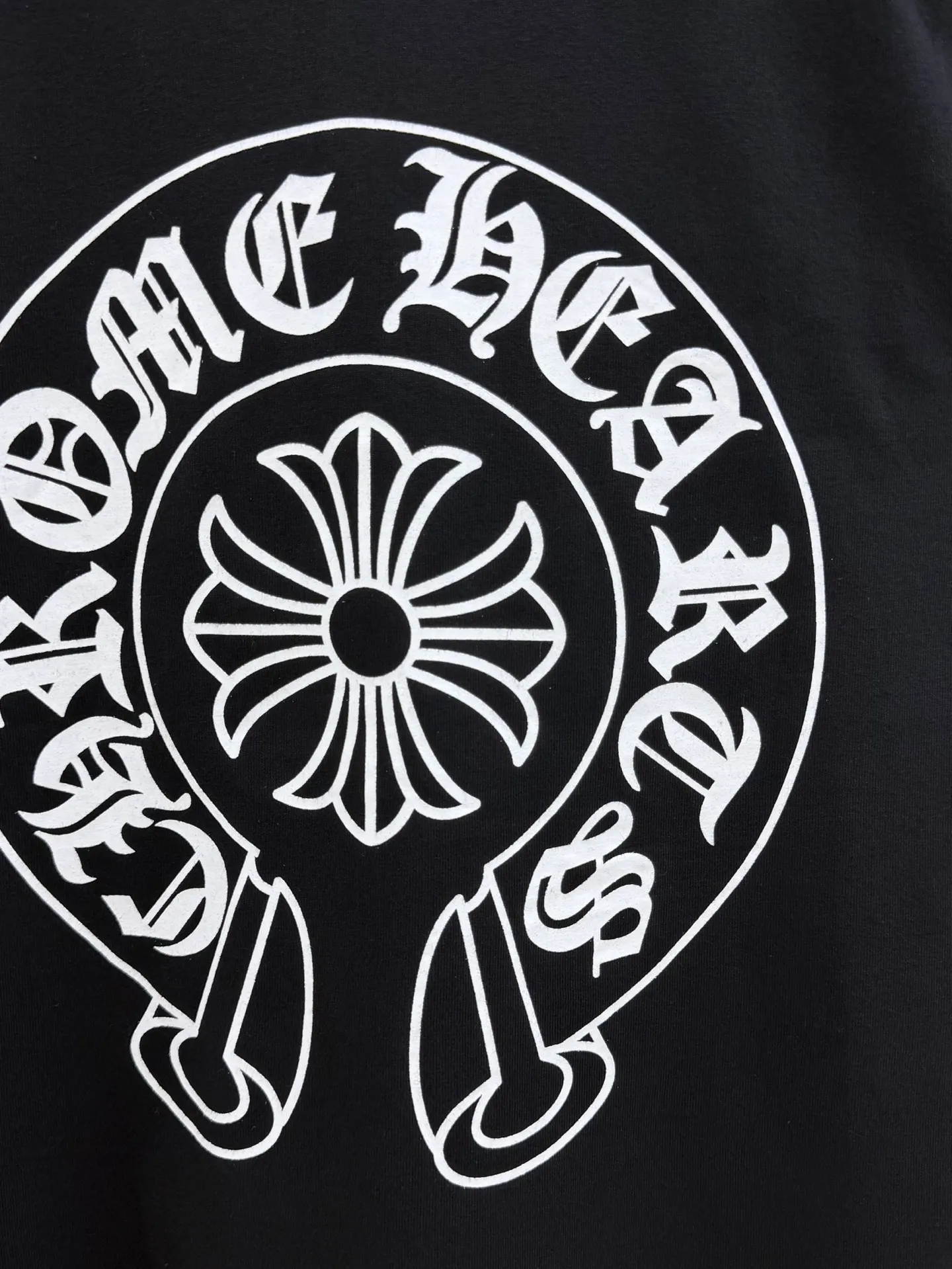 。【 In Stock】Chrome Hearts size S M L XL Chrome Hearts 32 ， 190G， ， ， ， 、 ， 。 ， ， ， Classic ， ， 。 ， ， 、 ， 。 YB ， ， 。 ， ， 。 ， ， ， ， ， ， ， Classic 。 ， ， Same Style ， ， ， ， Same Style。